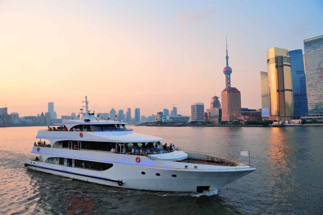 yacht charter Dubai